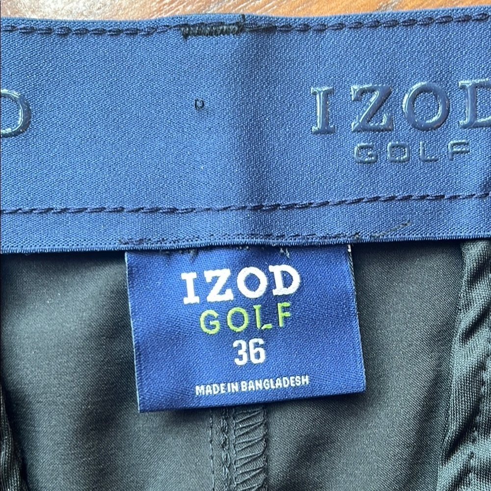 NEW IZOD Men's Black Cargo Shorts - Size 36 - Picture 7 of 10